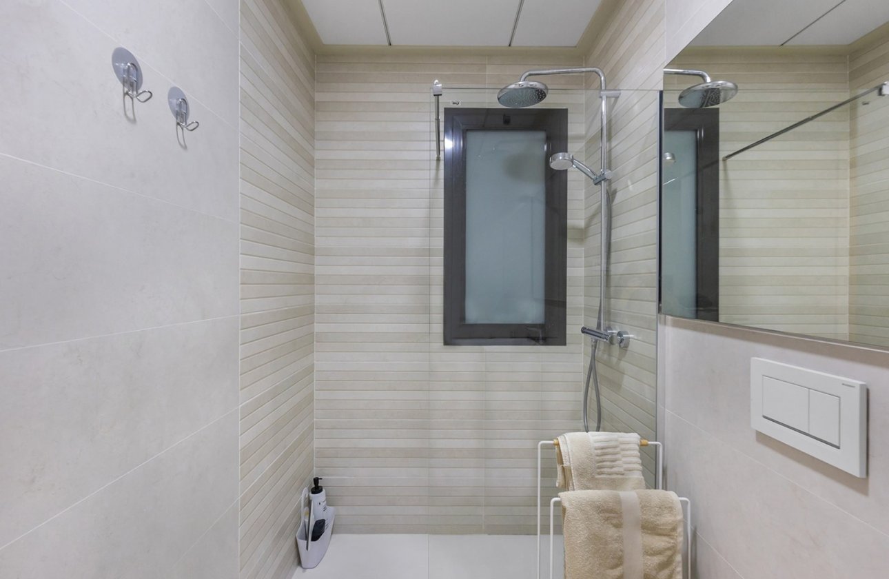 Herverkoop - Appartement -
Torrevieja - Costa Blanca