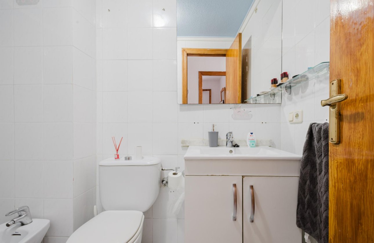 Herverkoop - Appartement -
Torrevieja - Costa Blanca