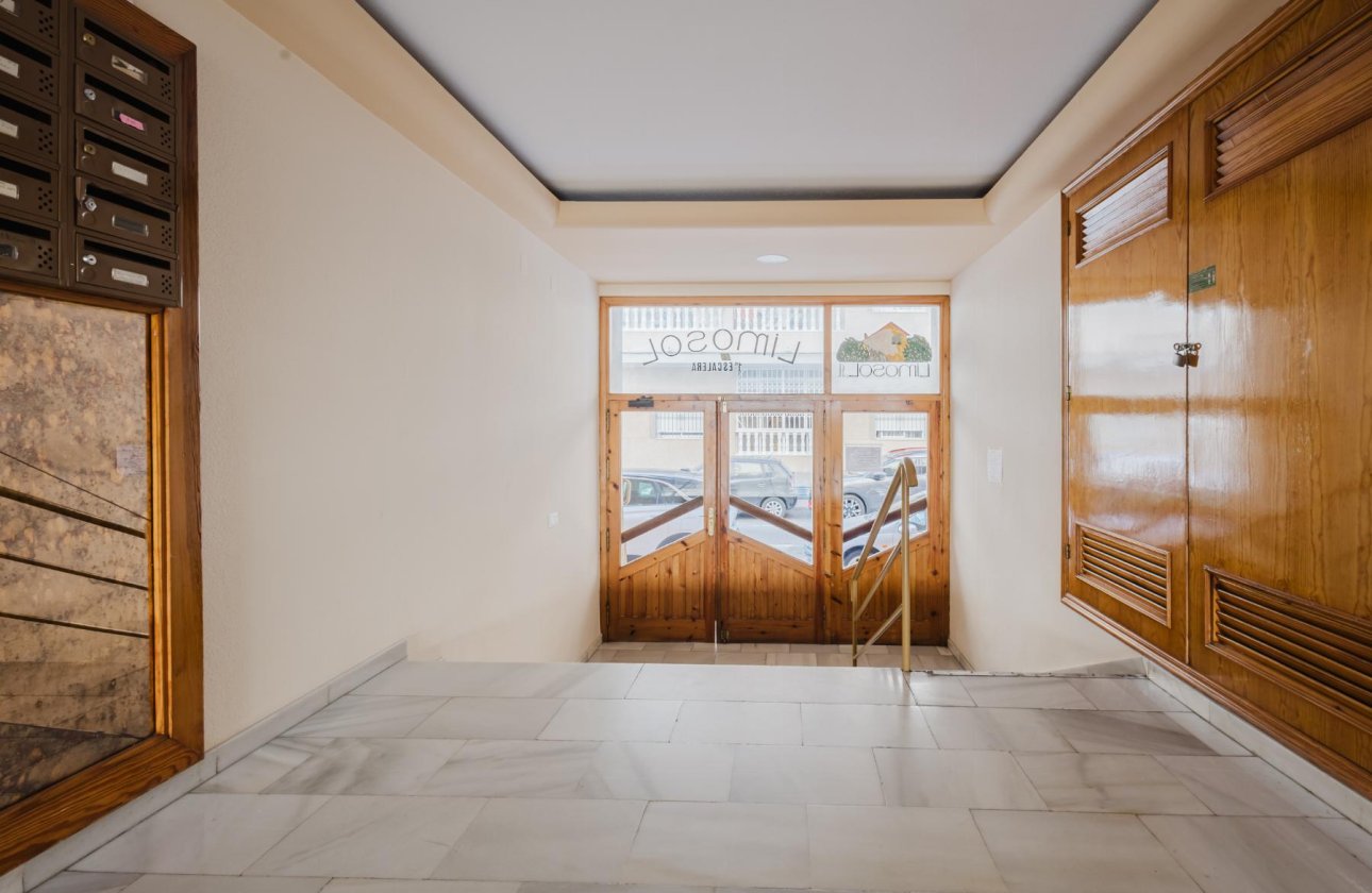 Herverkoop - Appartement -
Torrevieja - Costa Blanca