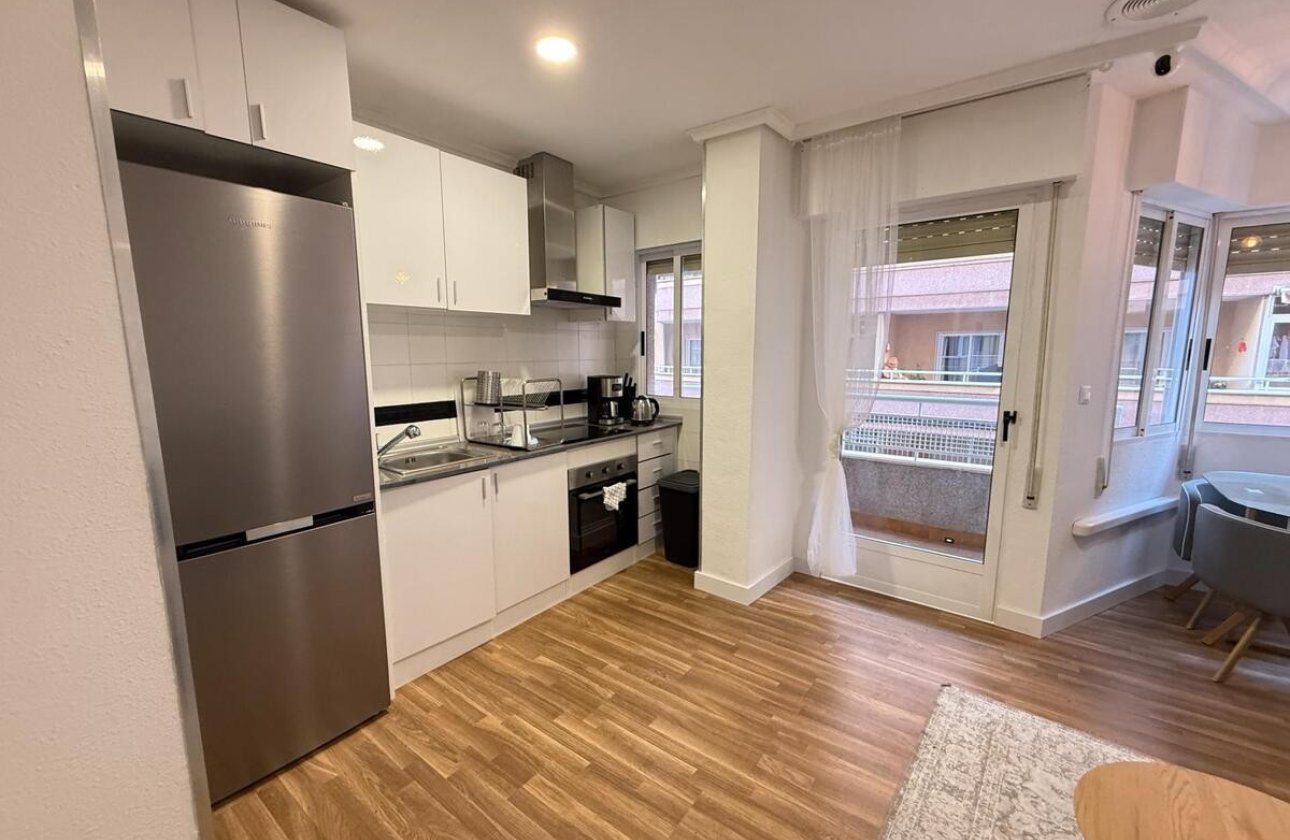 Herverkoop - Appartement -
Torrevieja - Costa Blanca