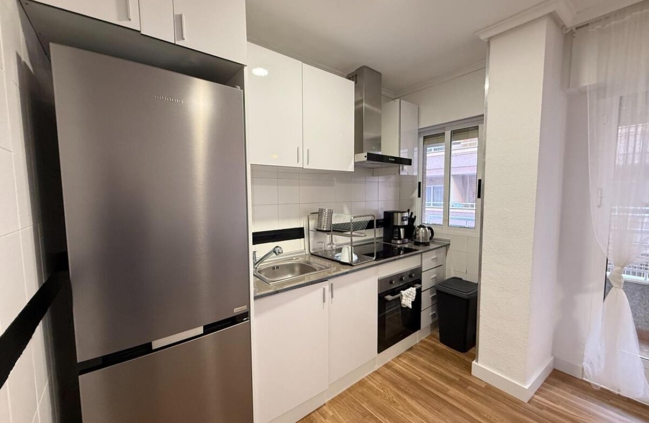 Herverkoop - Appartement -
Torrevieja - Costa Blanca