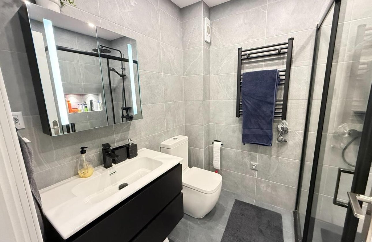 Herverkoop - Appartement -
Torrevieja - Costa Blanca