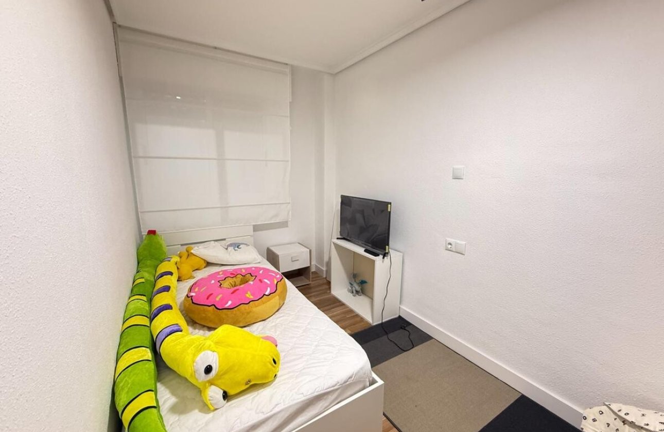 Herverkoop - Appartement -
Torrevieja - Costa Blanca