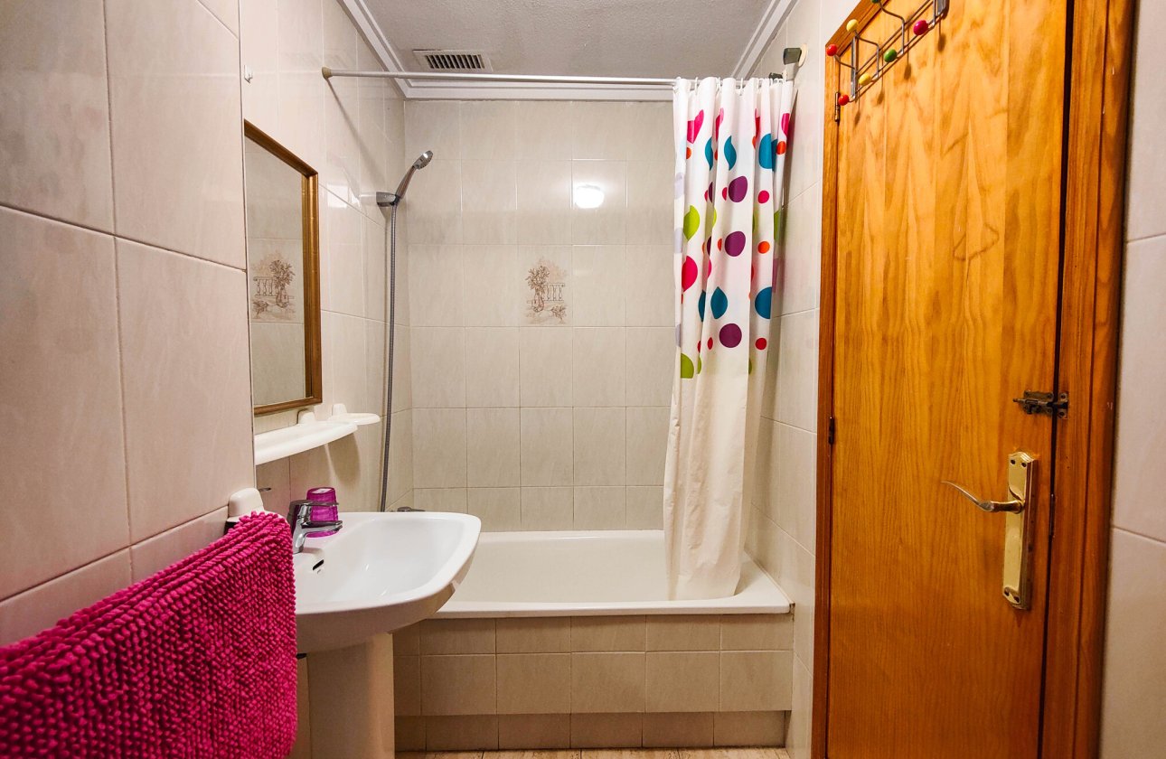 Herverkoop - Appartement -
Torrevieja - Costa Blanca