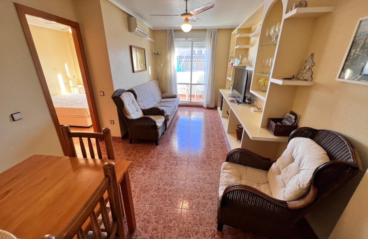 Herverkoop - Appartement -
Torrevieja - Costa Blanca