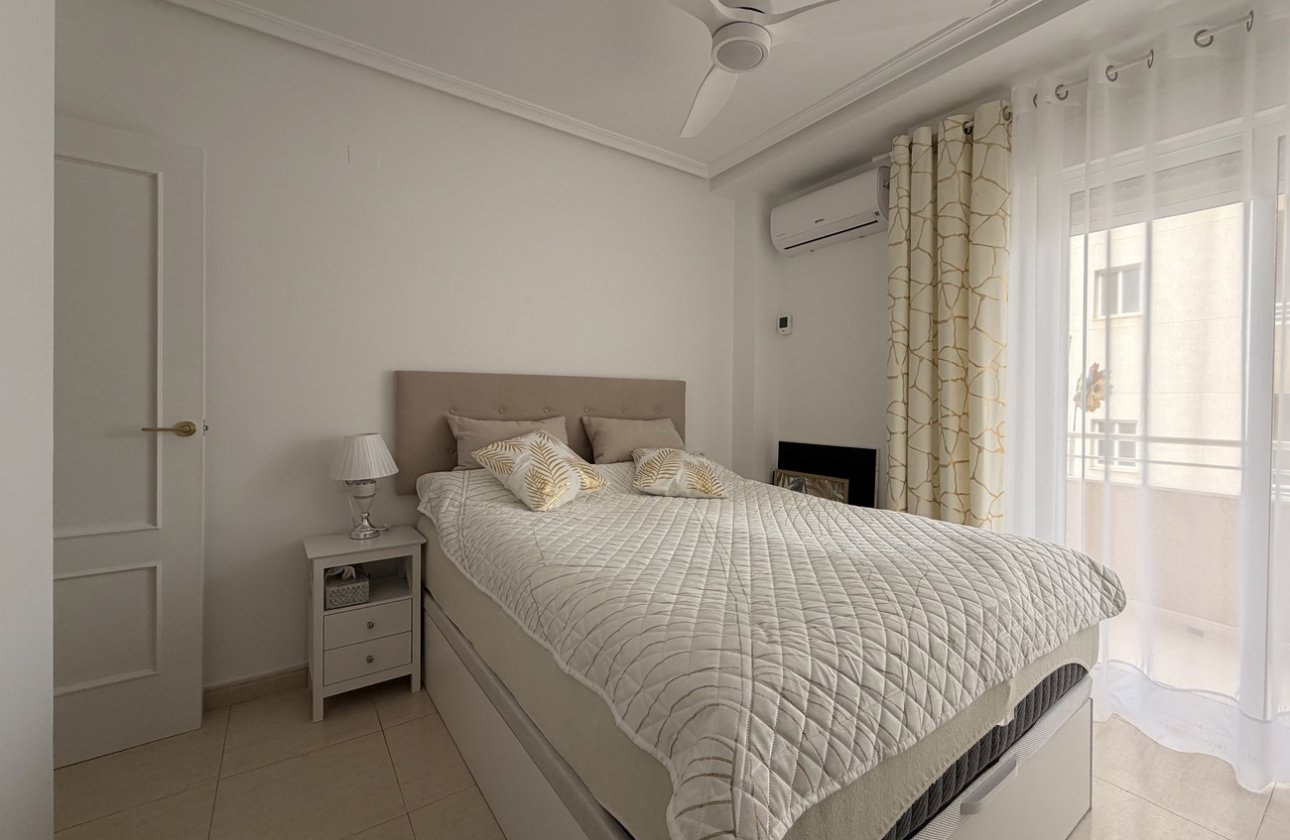 Herverkoop - Appartement -
Torrevieja - Costa Blanca