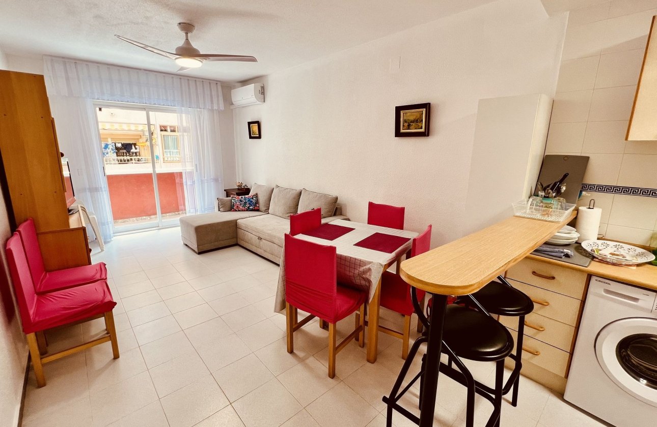 Herverkoop - Appartement -
Torrevieja - Costa Blanca