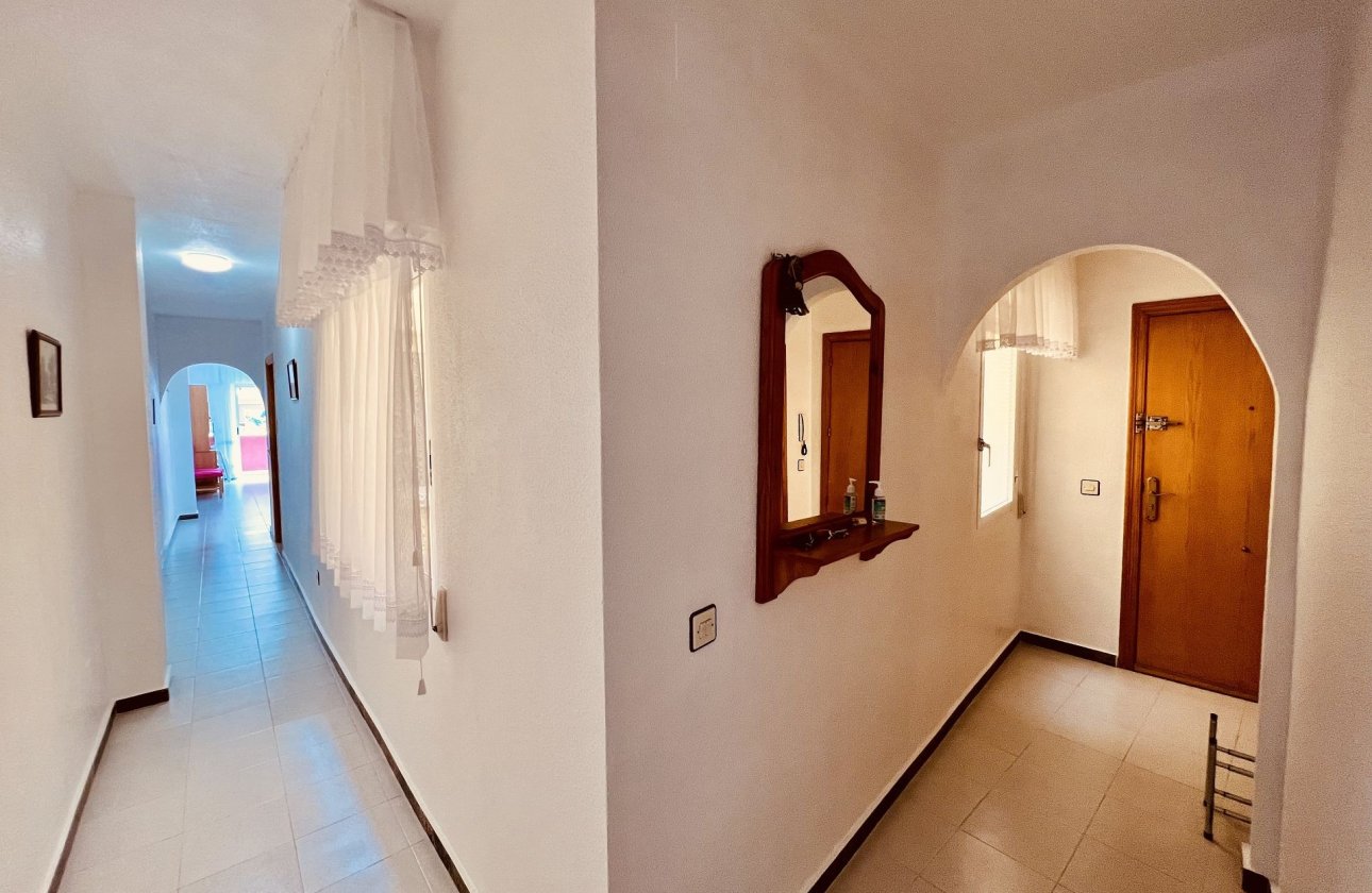 Herverkoop - Appartement -
Torrevieja - Costa Blanca