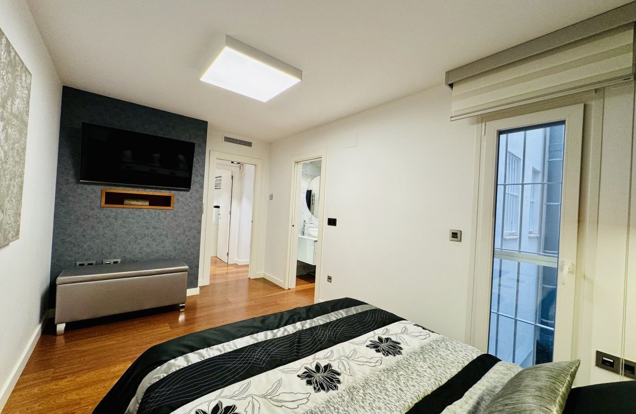 Herverkoop - Appartement -
Torrevieja - Costa Blanca