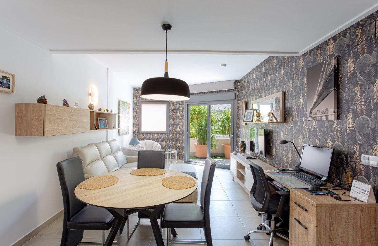 Herverkoop - Appartement -
Torrevieja - Costa Blanca