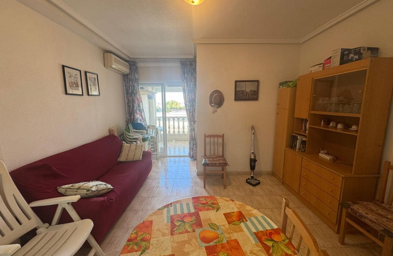 Herverkoop - Appartement -
Torrevieja - Costa Blanca