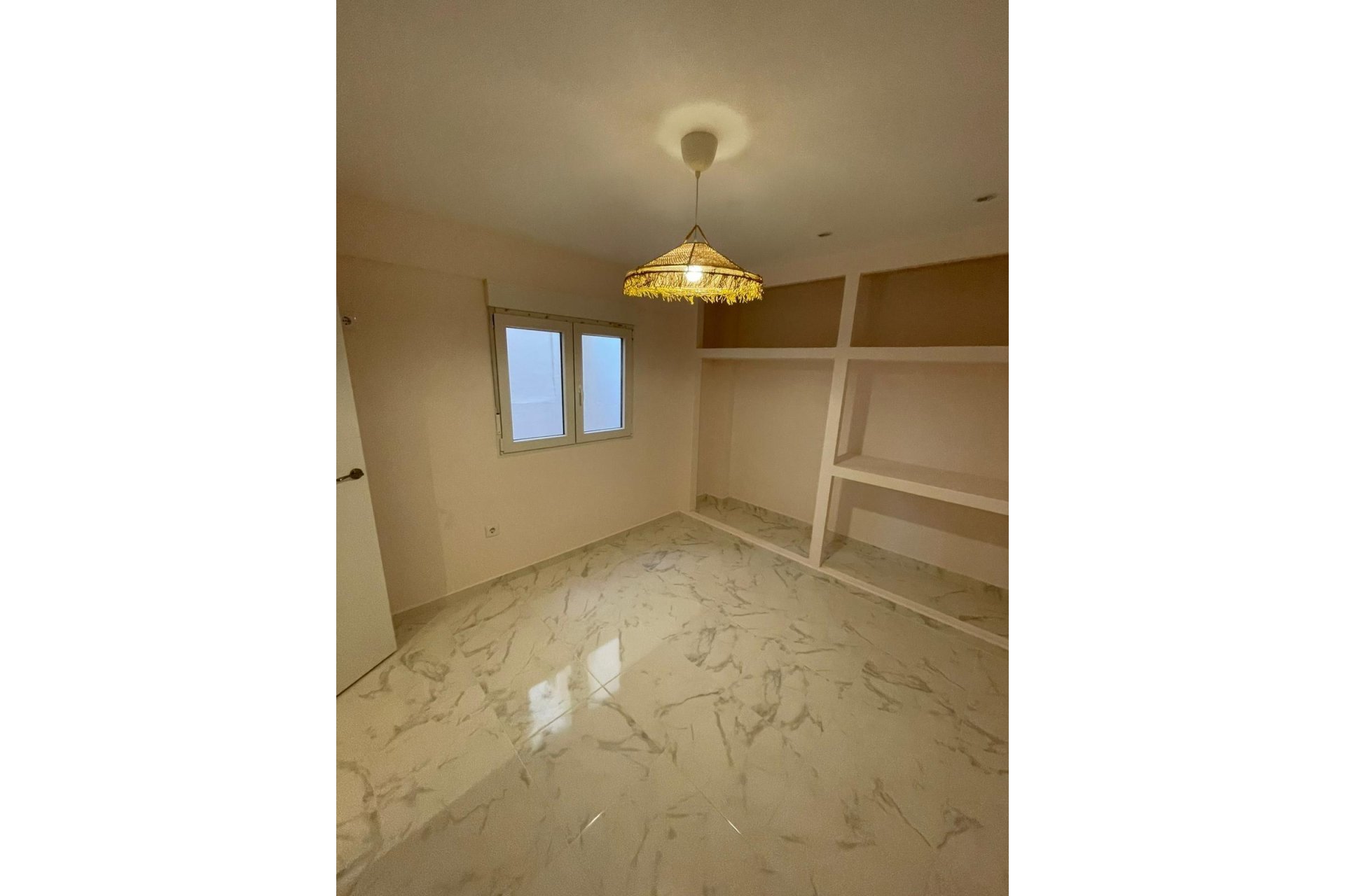 Herverkoop - Appartement -
Torrevieja - Costa Blanca