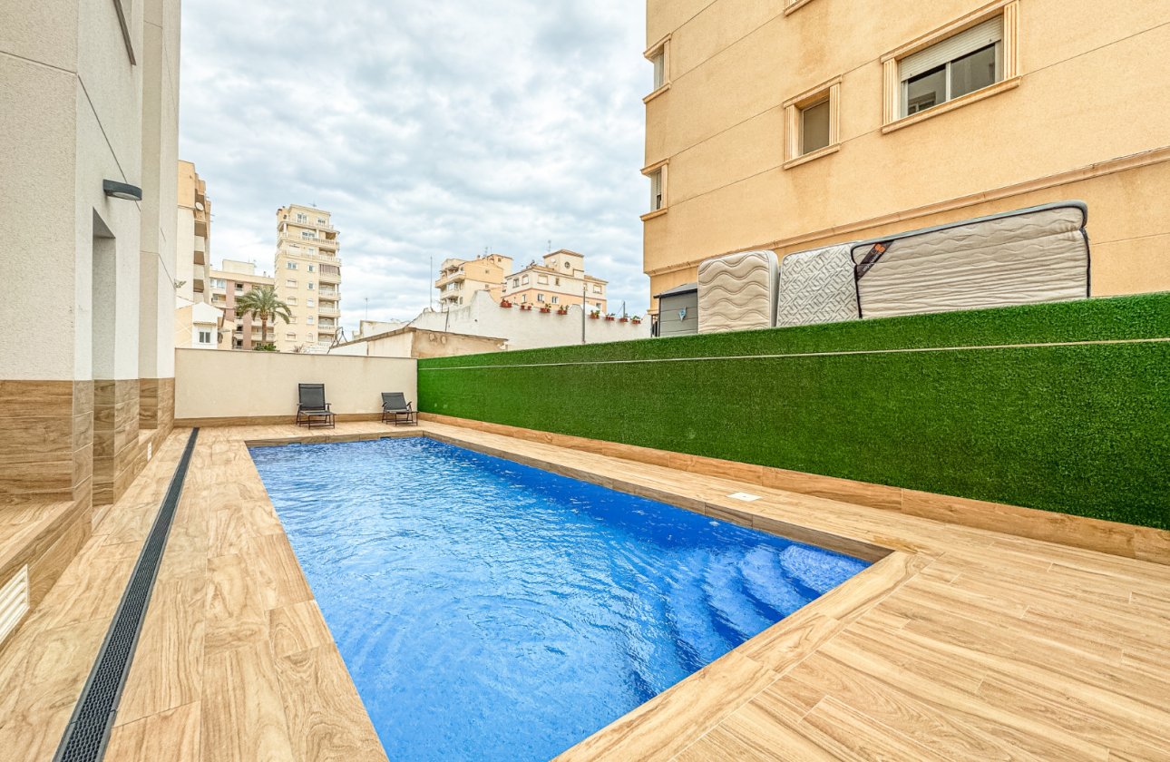 Herverkoop - Appartement -
Torrevieja - Costa Blanca