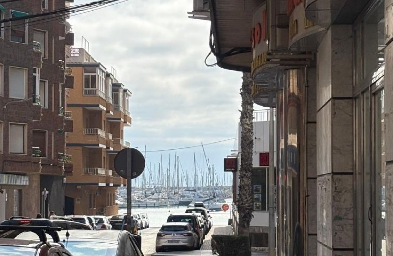 Herverkoop - Appartement -
Torrevieja - Costa Blanca