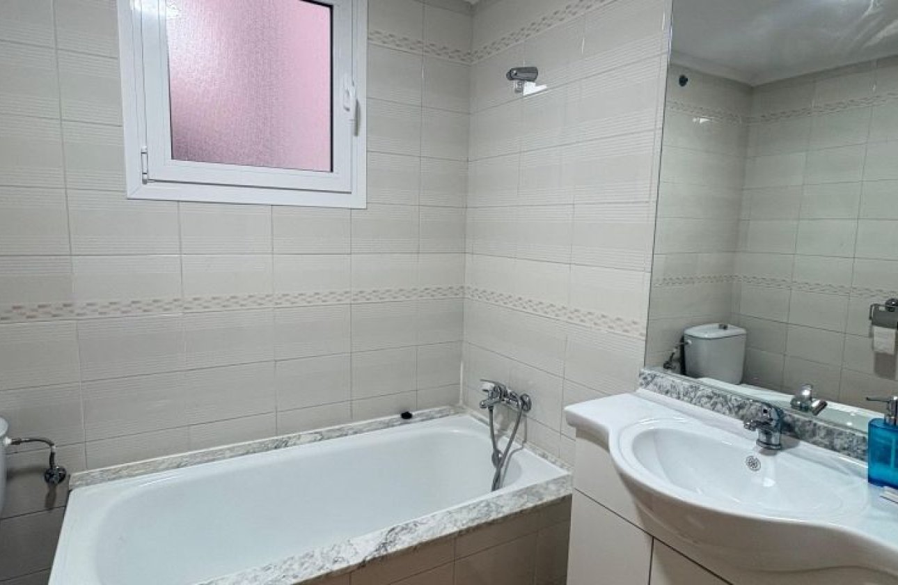 Herverkoop - Appartement -
Torrevieja - Costa Blanca