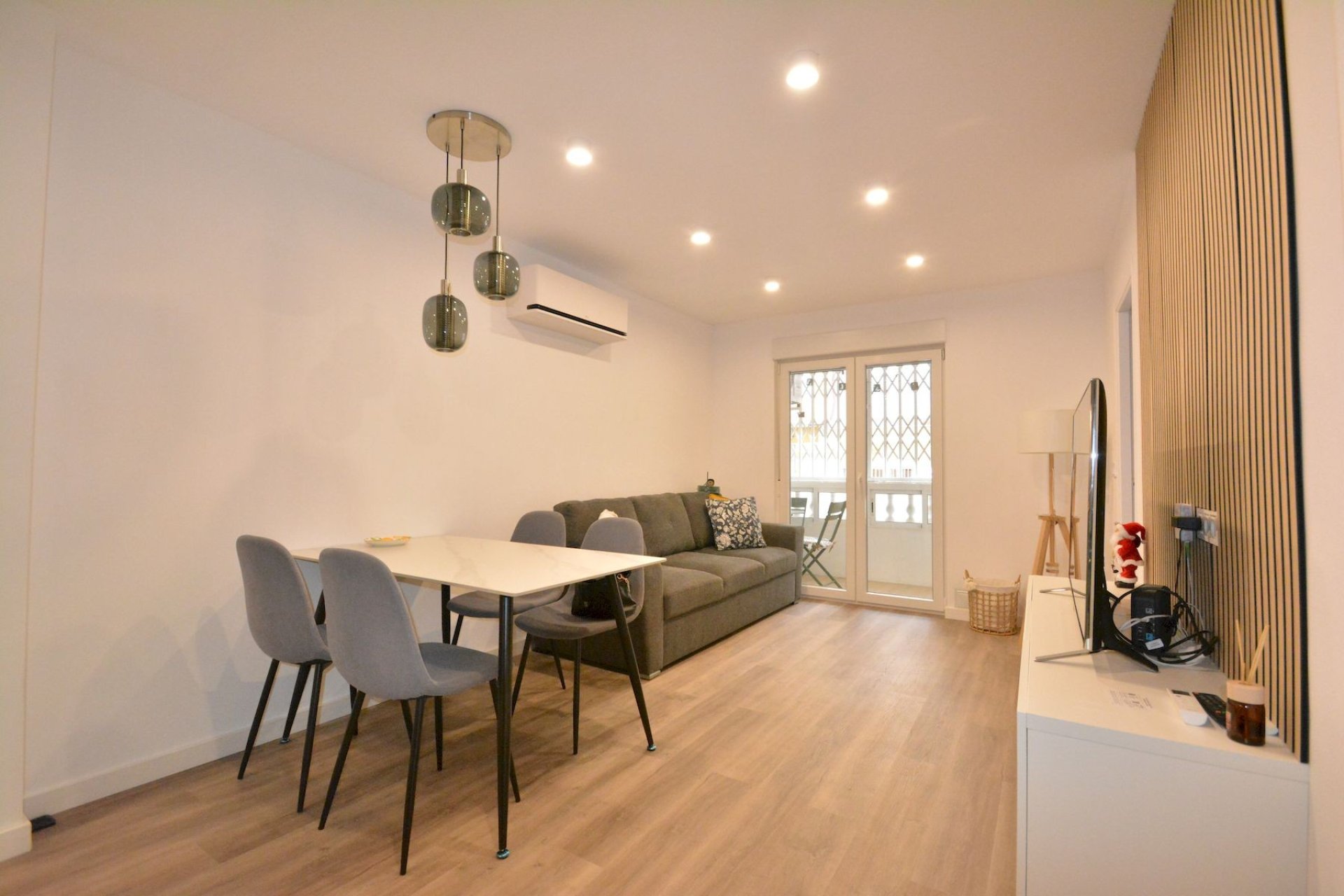 Herverkoop - Appartement -
Torrevieja - Costa Blanca