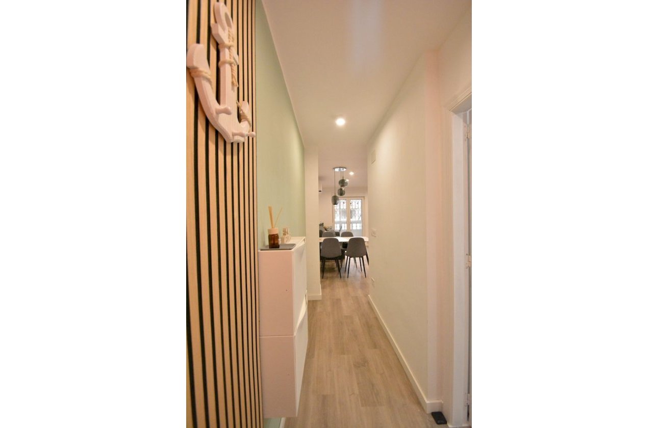 Herverkoop - Appartement -
Torrevieja - Costa Blanca