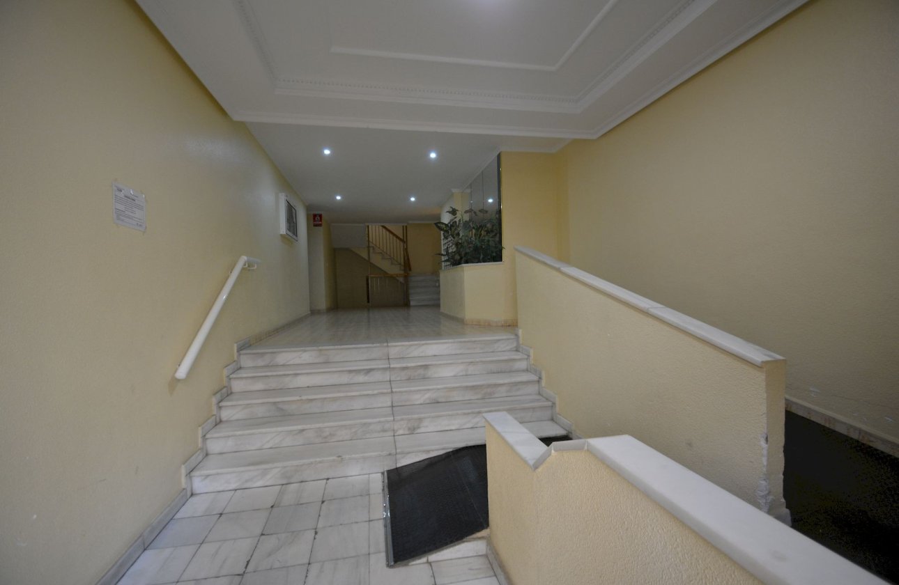 Herverkoop - Appartement -
Torrevieja - Costa Blanca