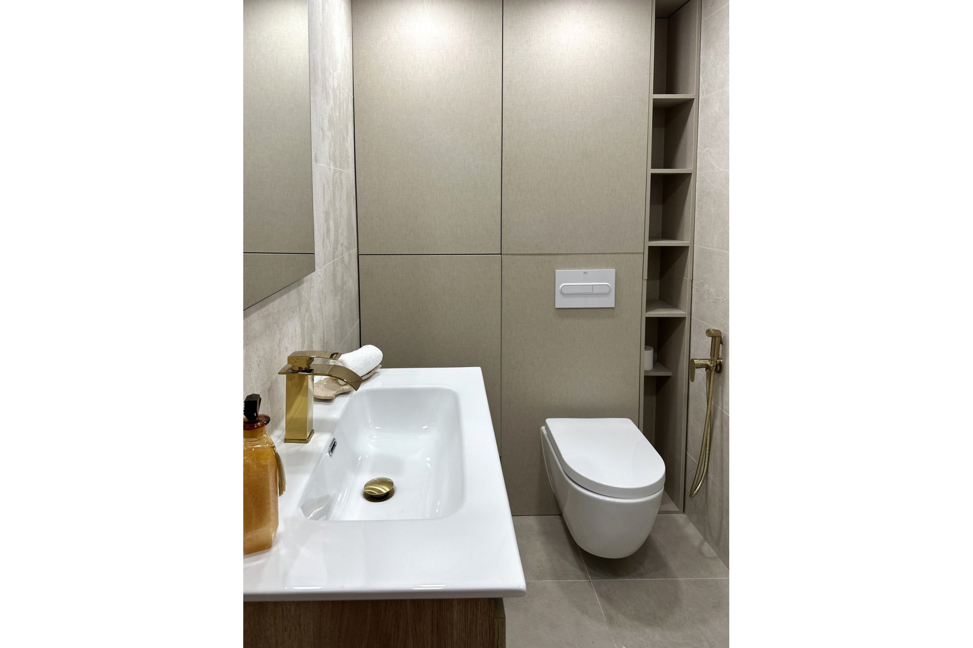 Herverkoop - Appartement -
Torrevieja - Costa Blanca