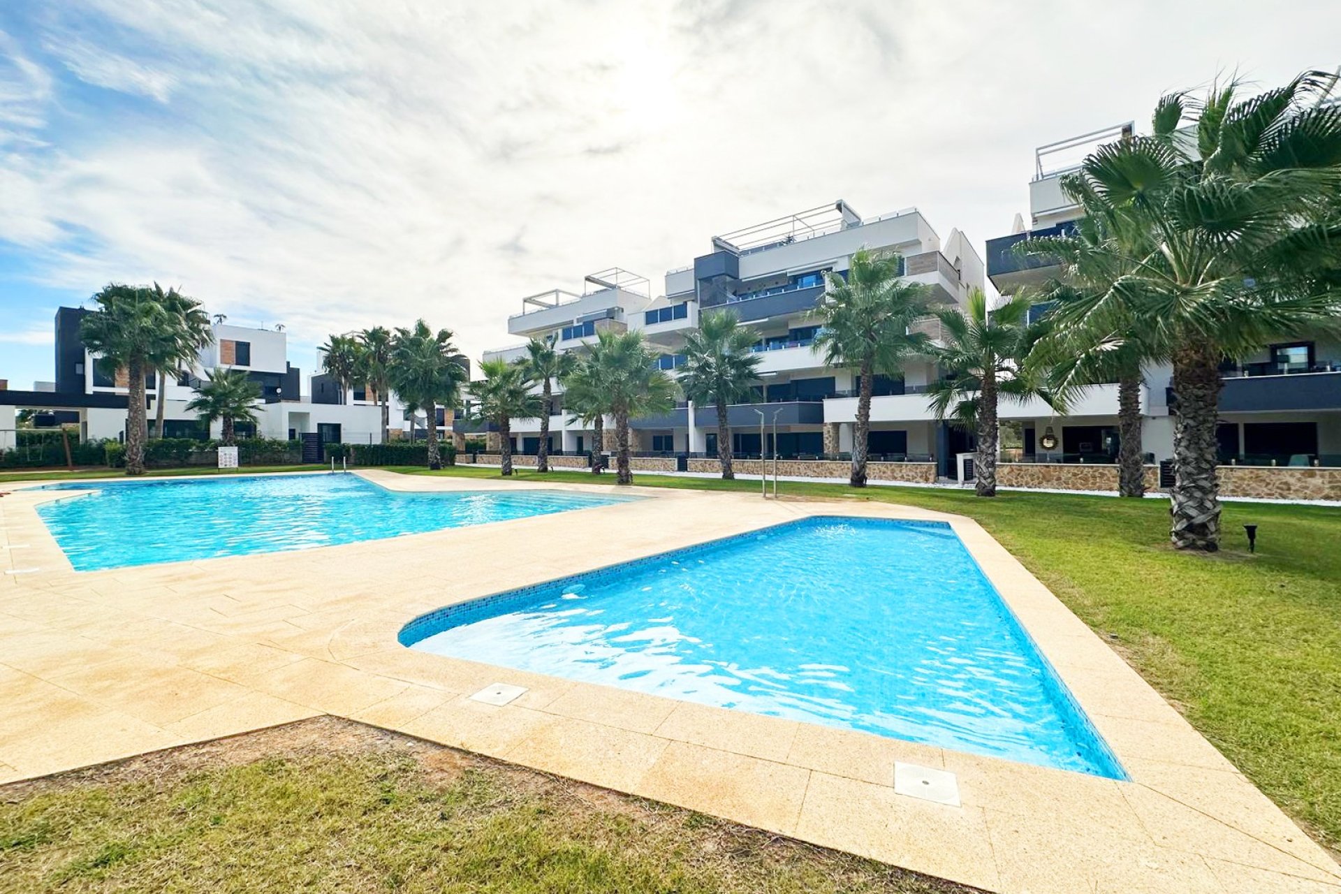 Herverkoop - Appartement -
Torrevieja - Costa Blanca