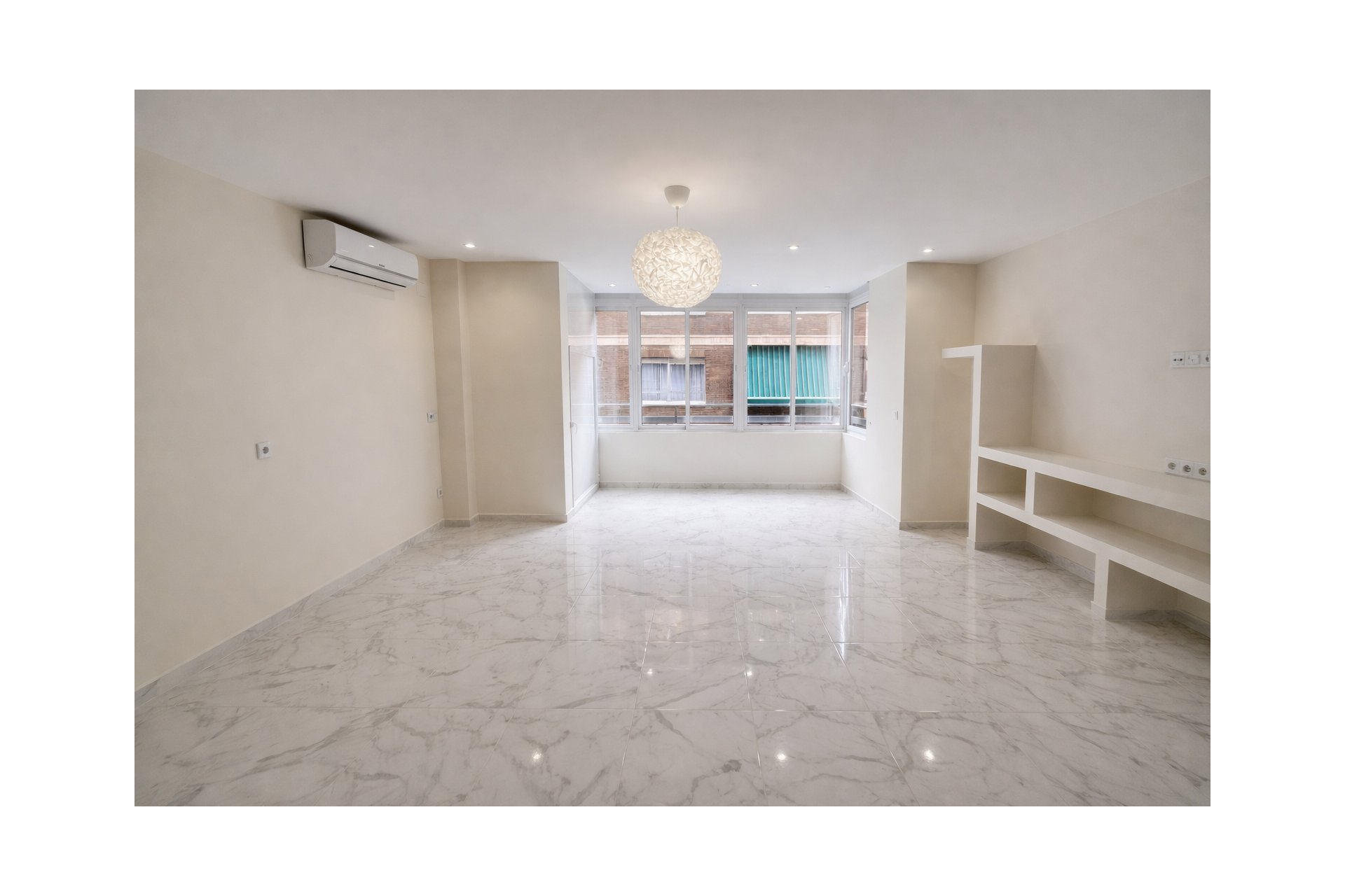 Herverkoop - Appartement -
Torrevieja - Costa Blanca