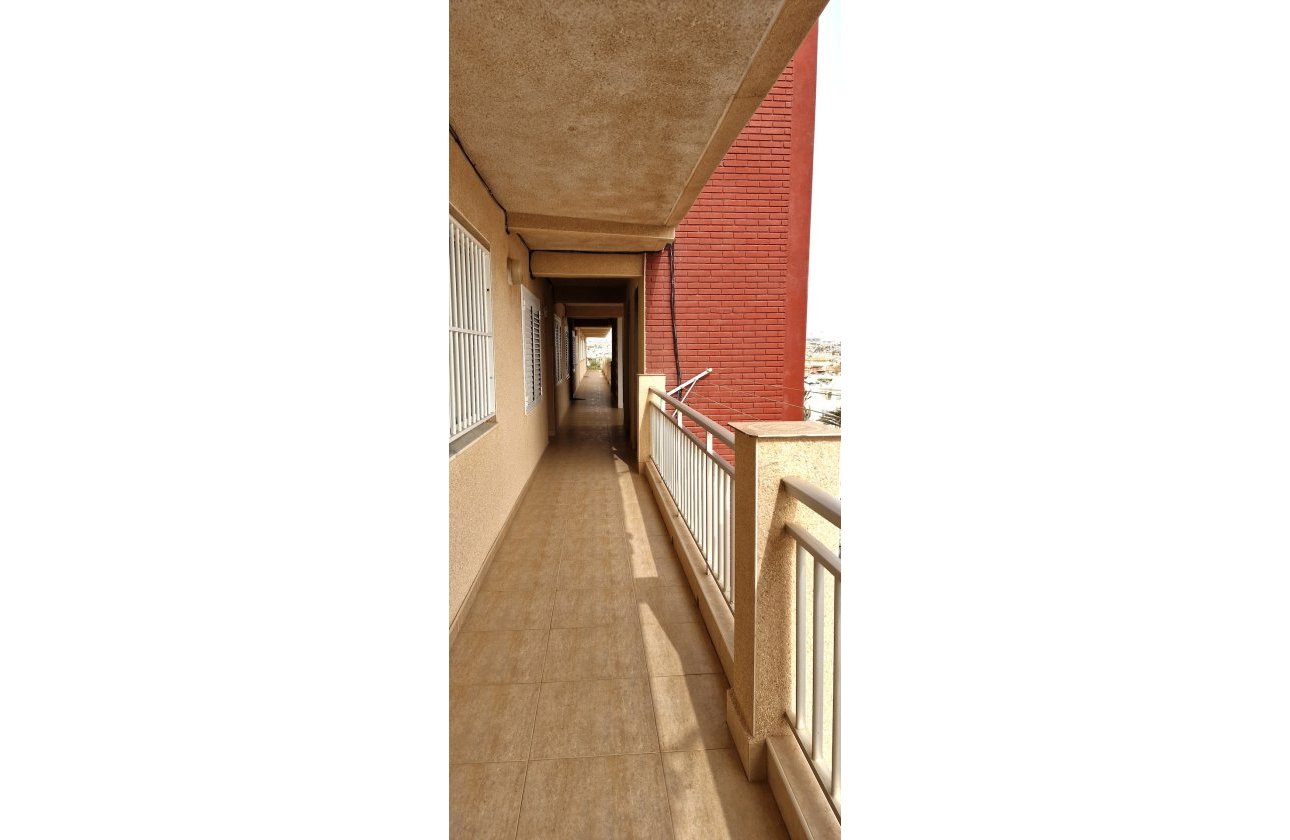 Herverkoop - Appartement -
Torrevieja - Costa Blanca