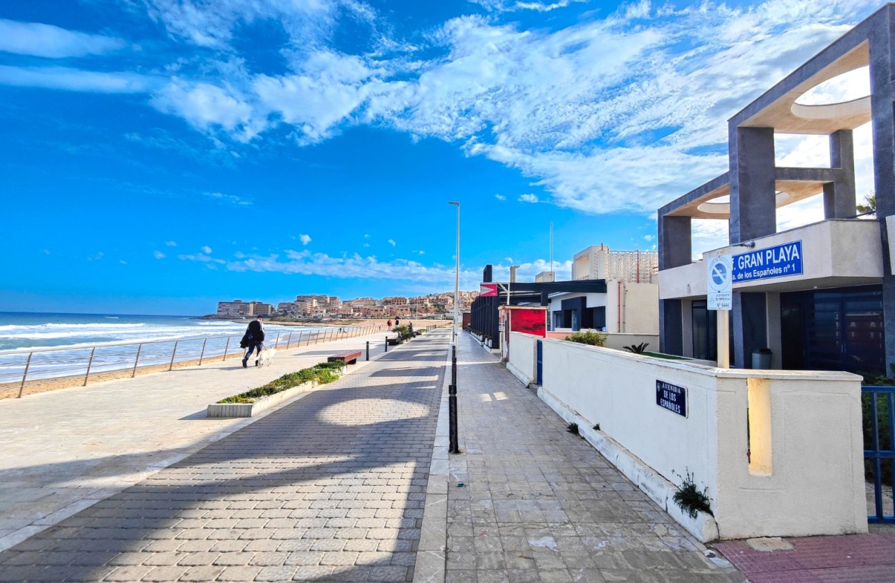 Herverkoop - Appartement -
Torrevieja - Costa Blanca