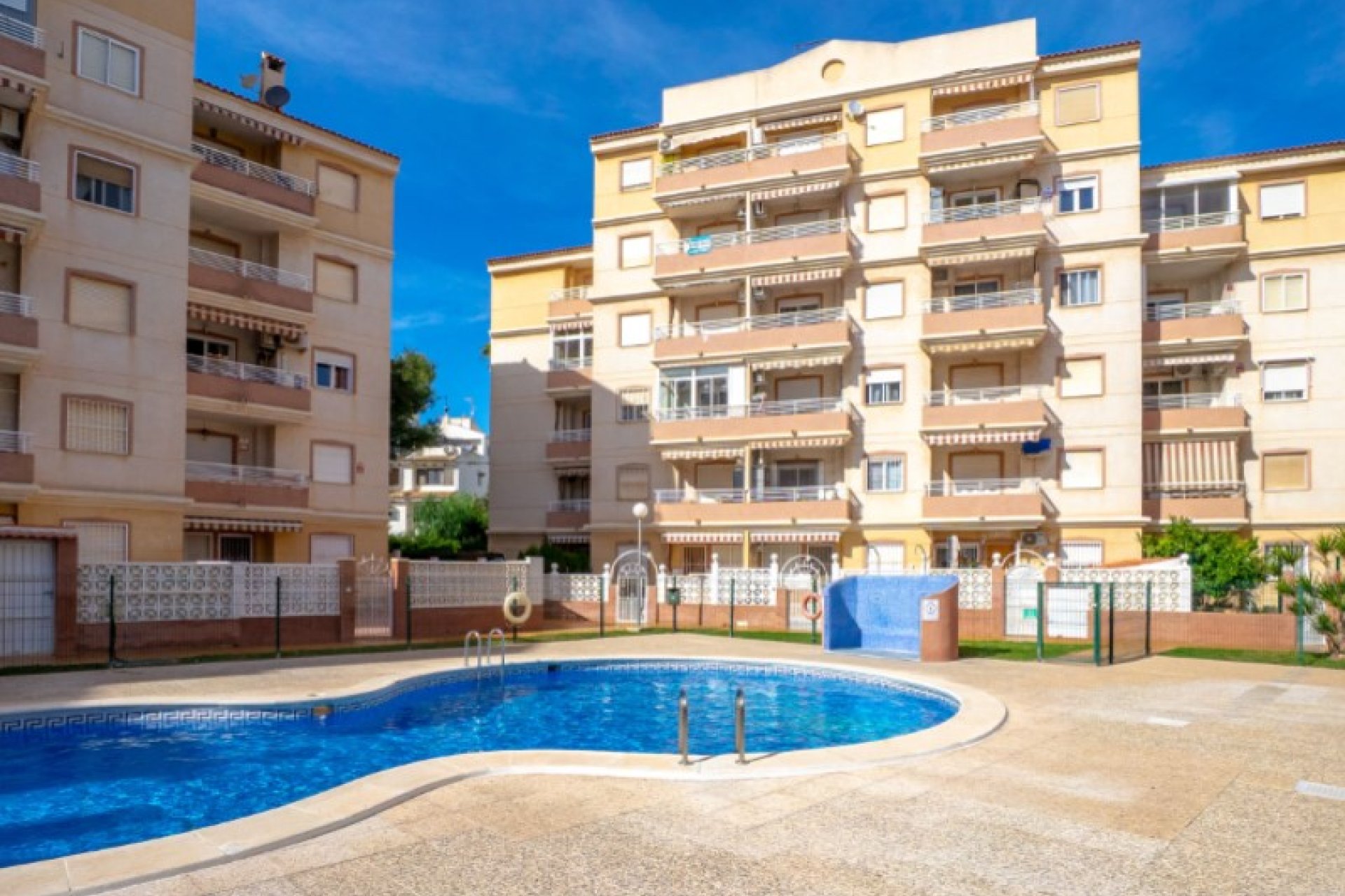 Herverkoop - Appartement -
Torrevieja - Costa Blanca