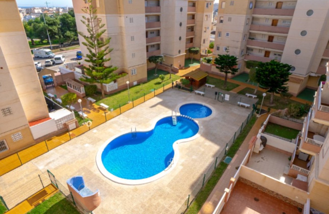 Herverkoop - Appartement -
Torrevieja - Costa Blanca