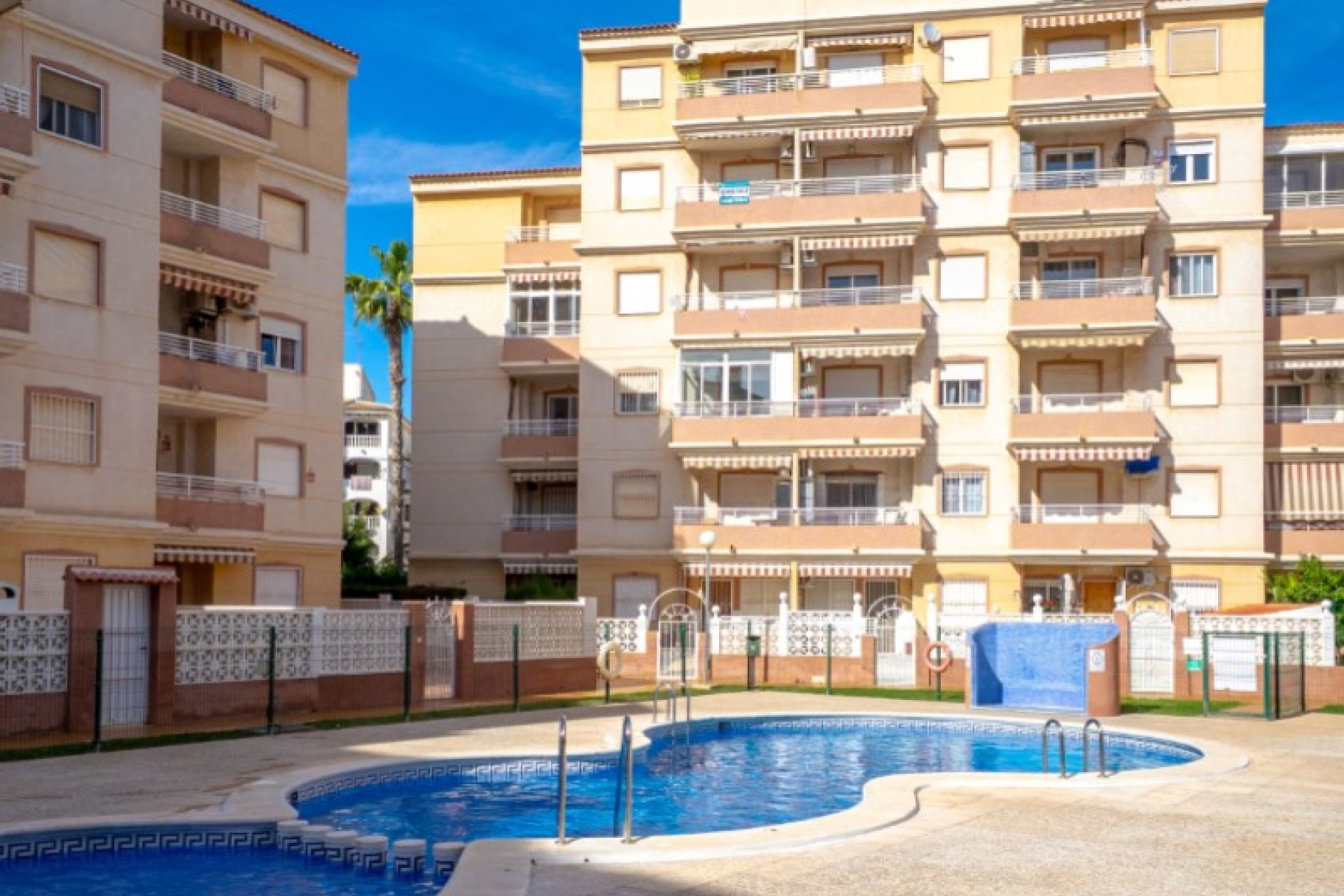 Herverkoop - Appartement -
Torrevieja - Costa Blanca