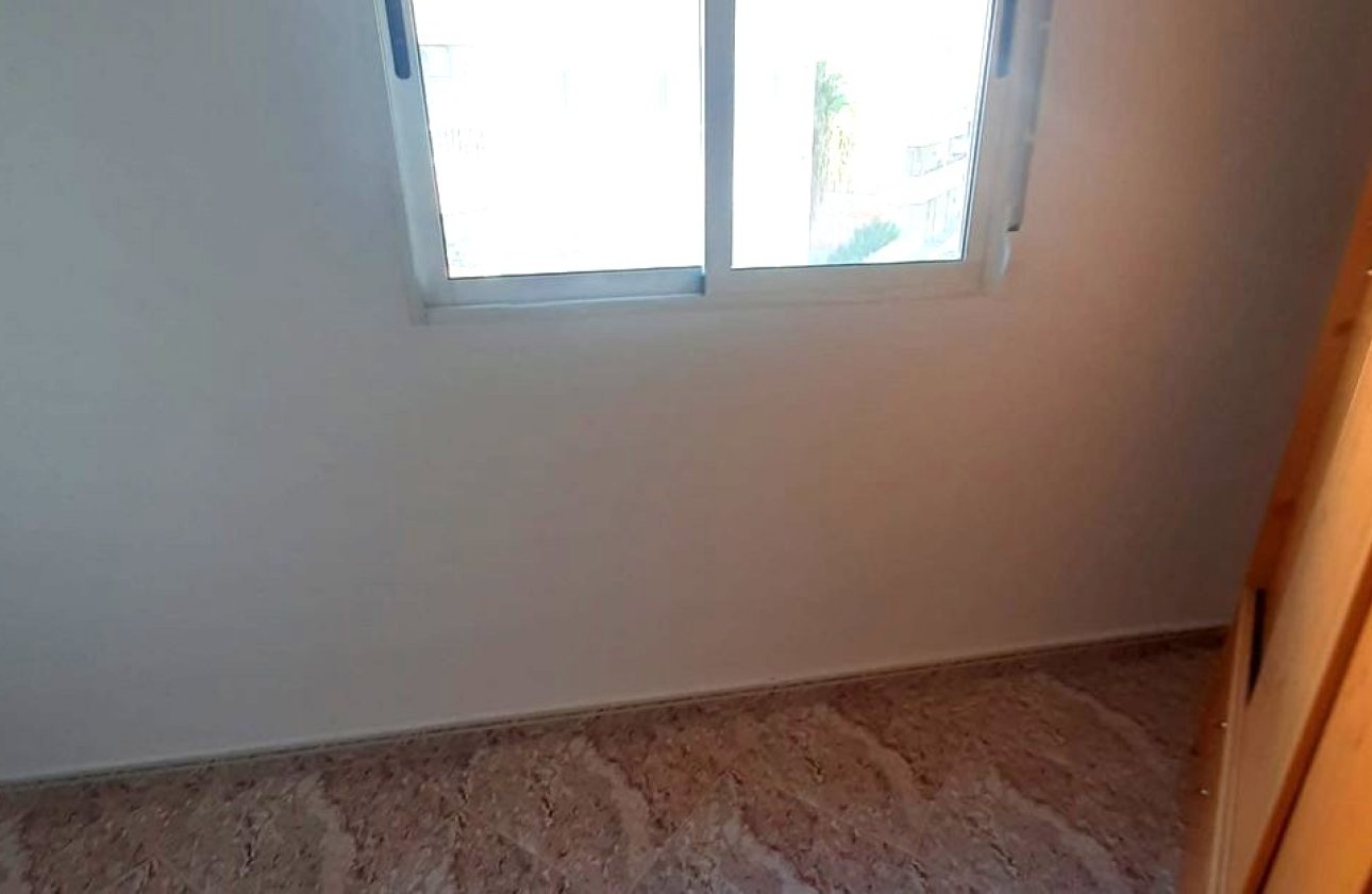 Herverkoop - Appartement -
Torrevieja - Costa Blanca