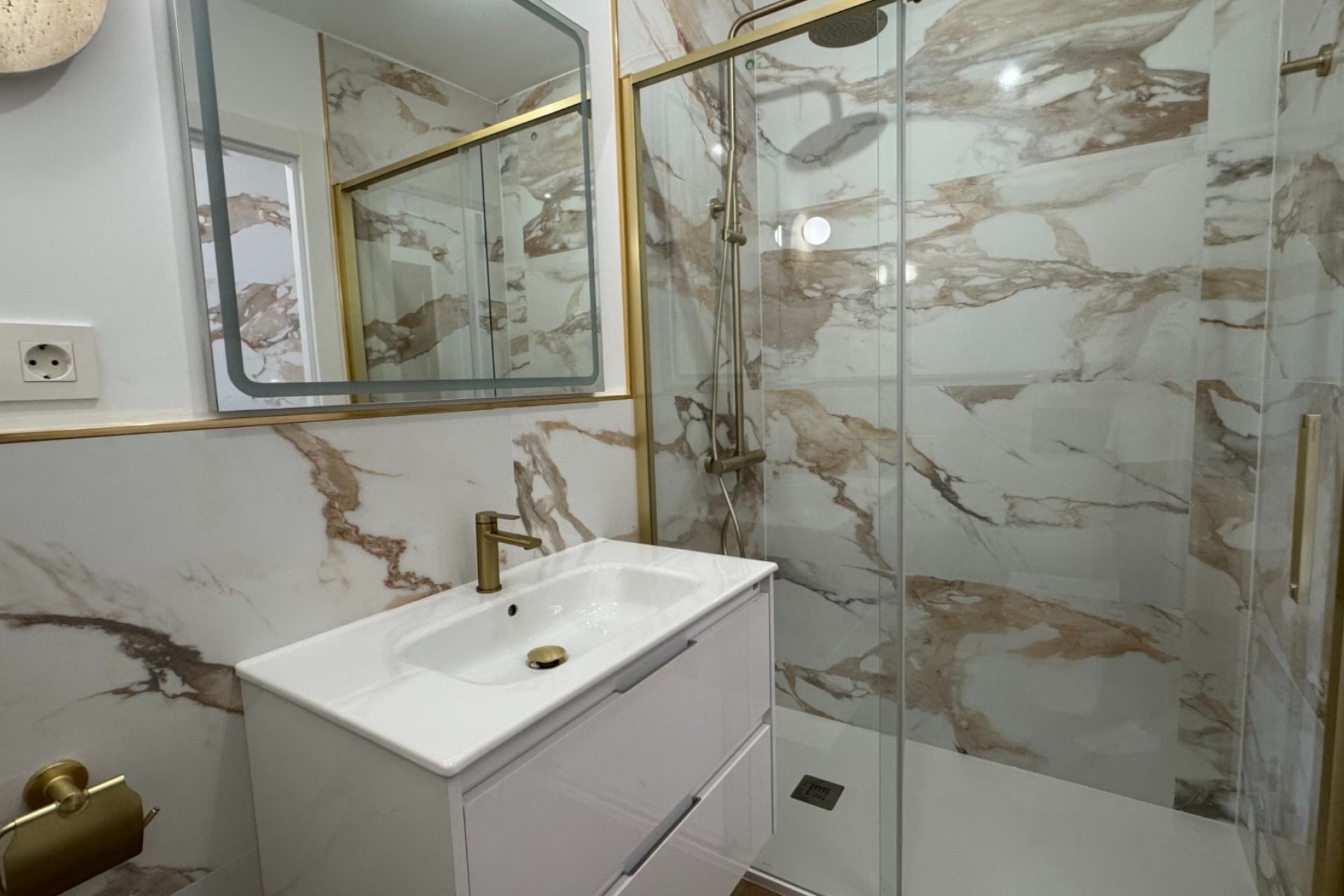 Herverkoop - Appartement -
Torrevieja - Costa Blanca