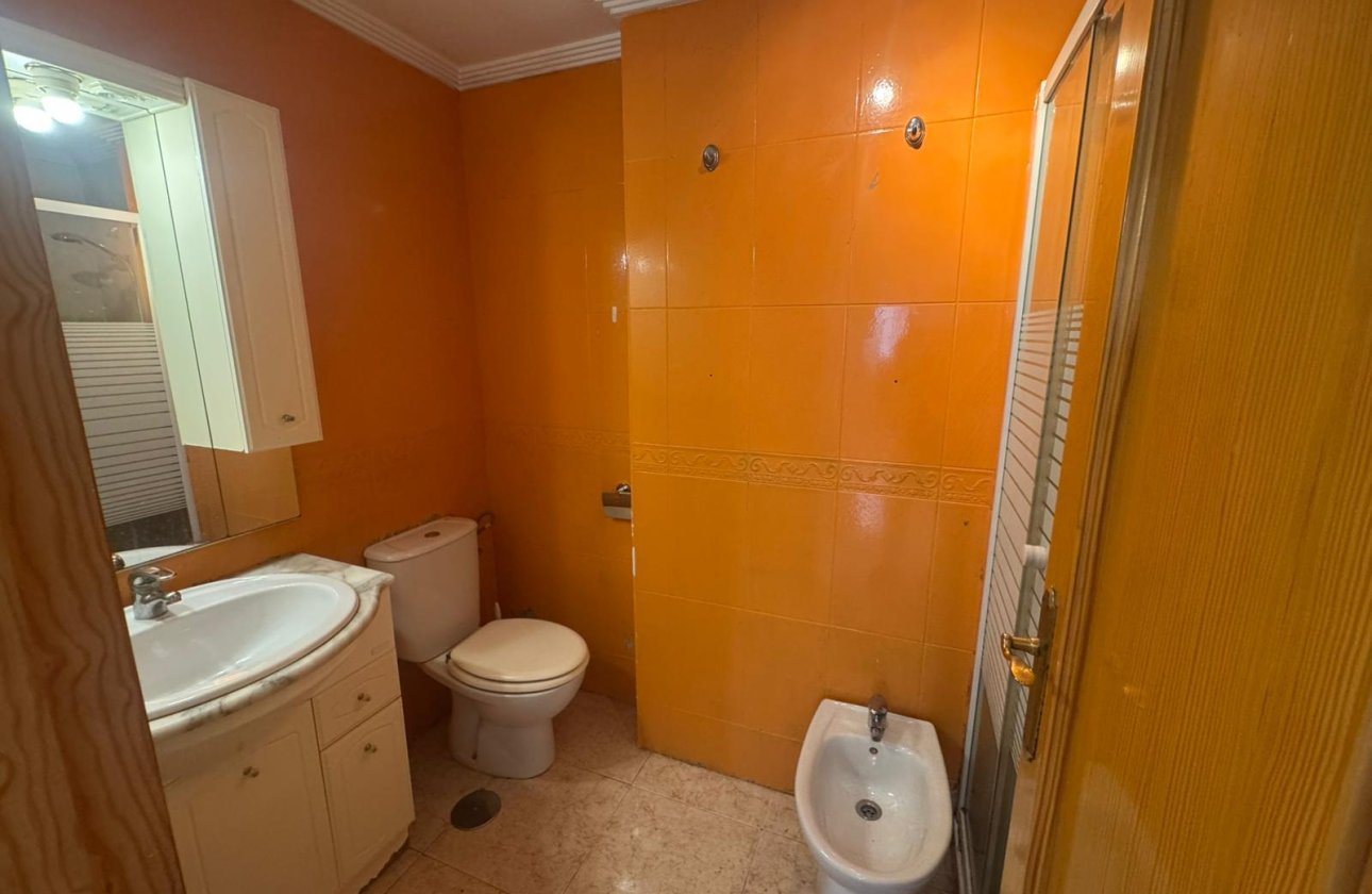 Herverkoop - Appartement -
Torrevieja - Costa Blanca