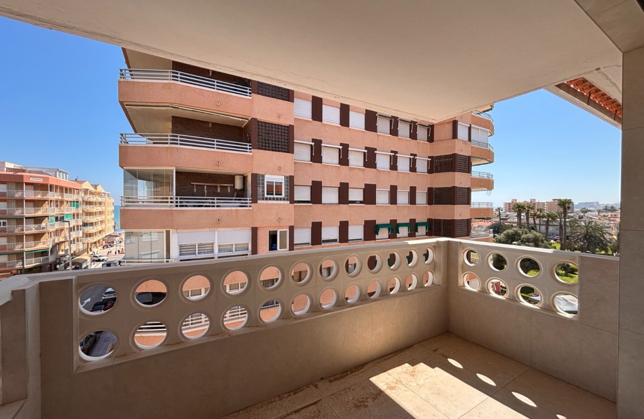 Herverkoop - Appartement -
Torrevieja - Costa Blanca