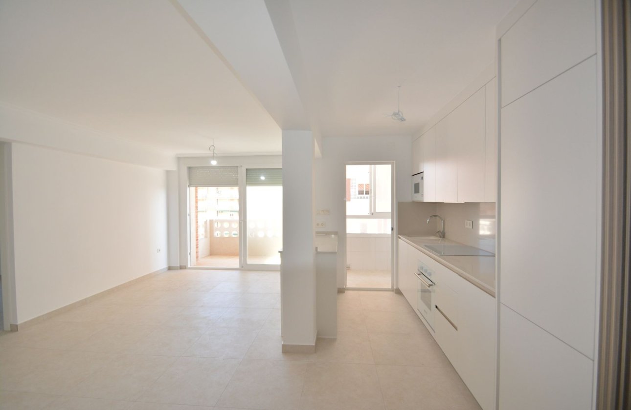 Herverkoop - Appartement -
Torrevieja - Costa Blanca