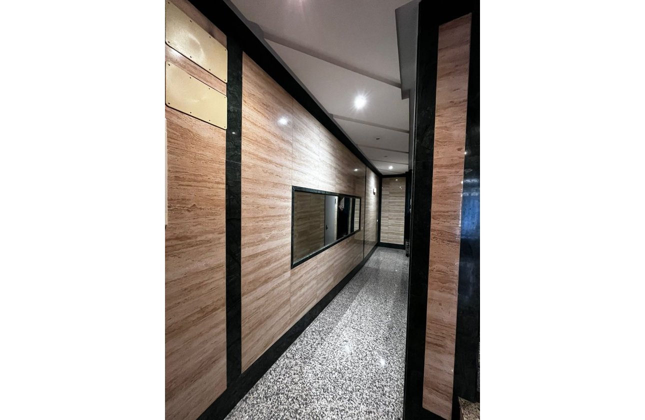 Herverkoop - Appartement -
Torrevieja - Costa Blanca