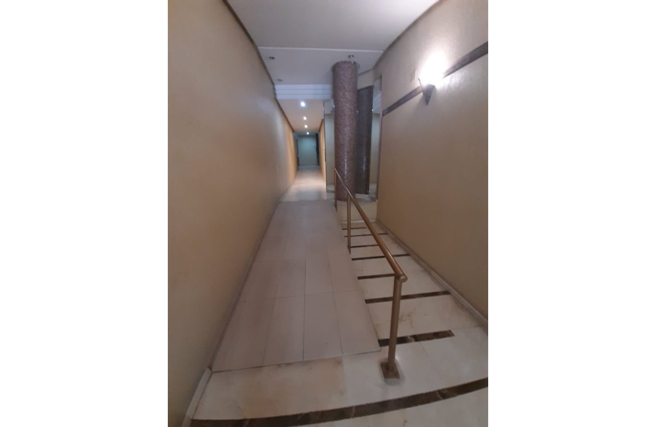 Herverkoop - Appartement -
Torrevieja - Costa Blanca