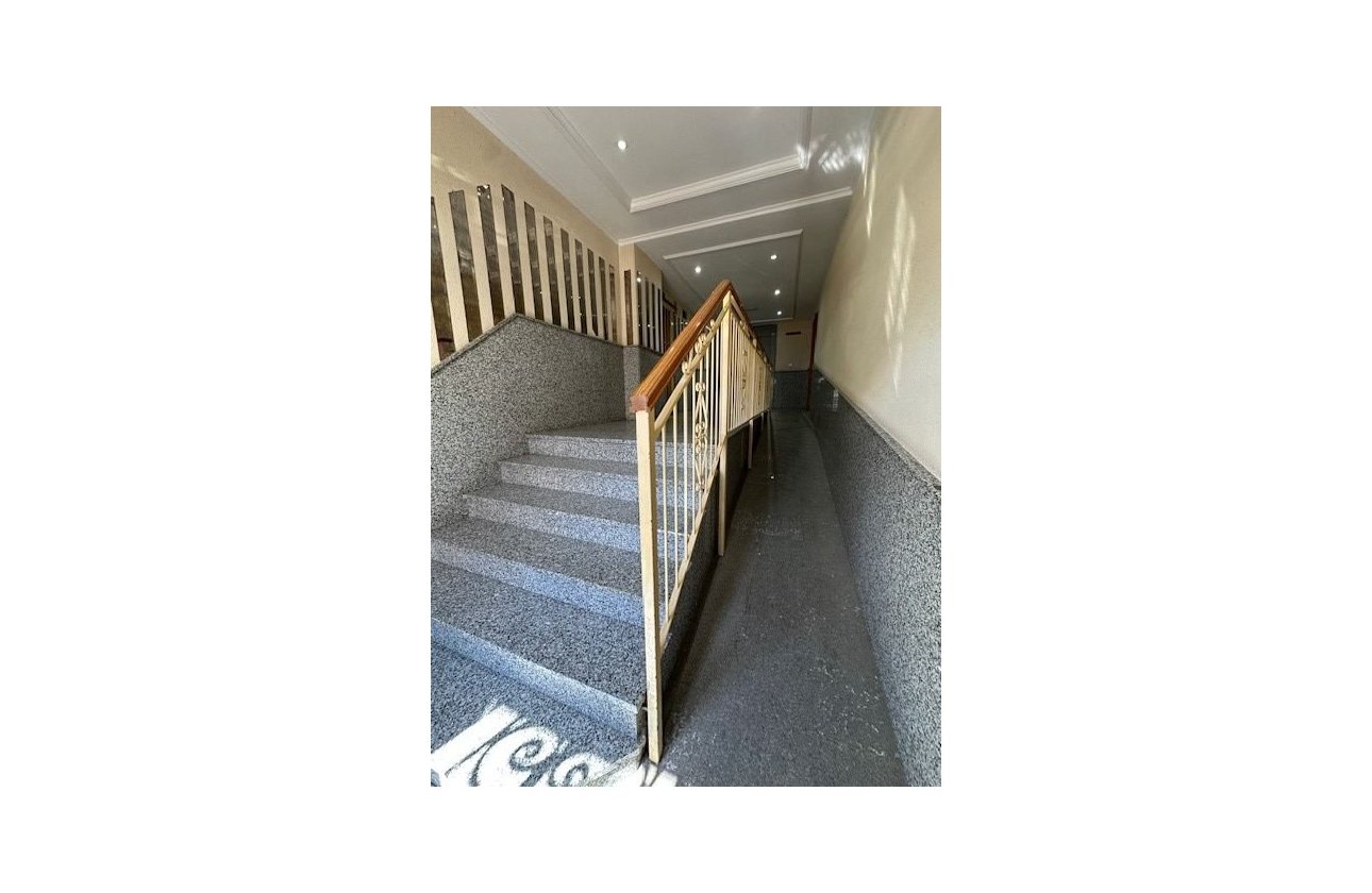 Herverkoop - Appartement -
Torrevieja - Costa Blanca