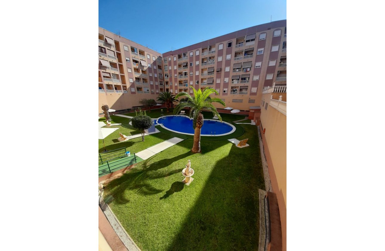 Herverkoop - Appartement -
Torrevieja - Costa Blanca