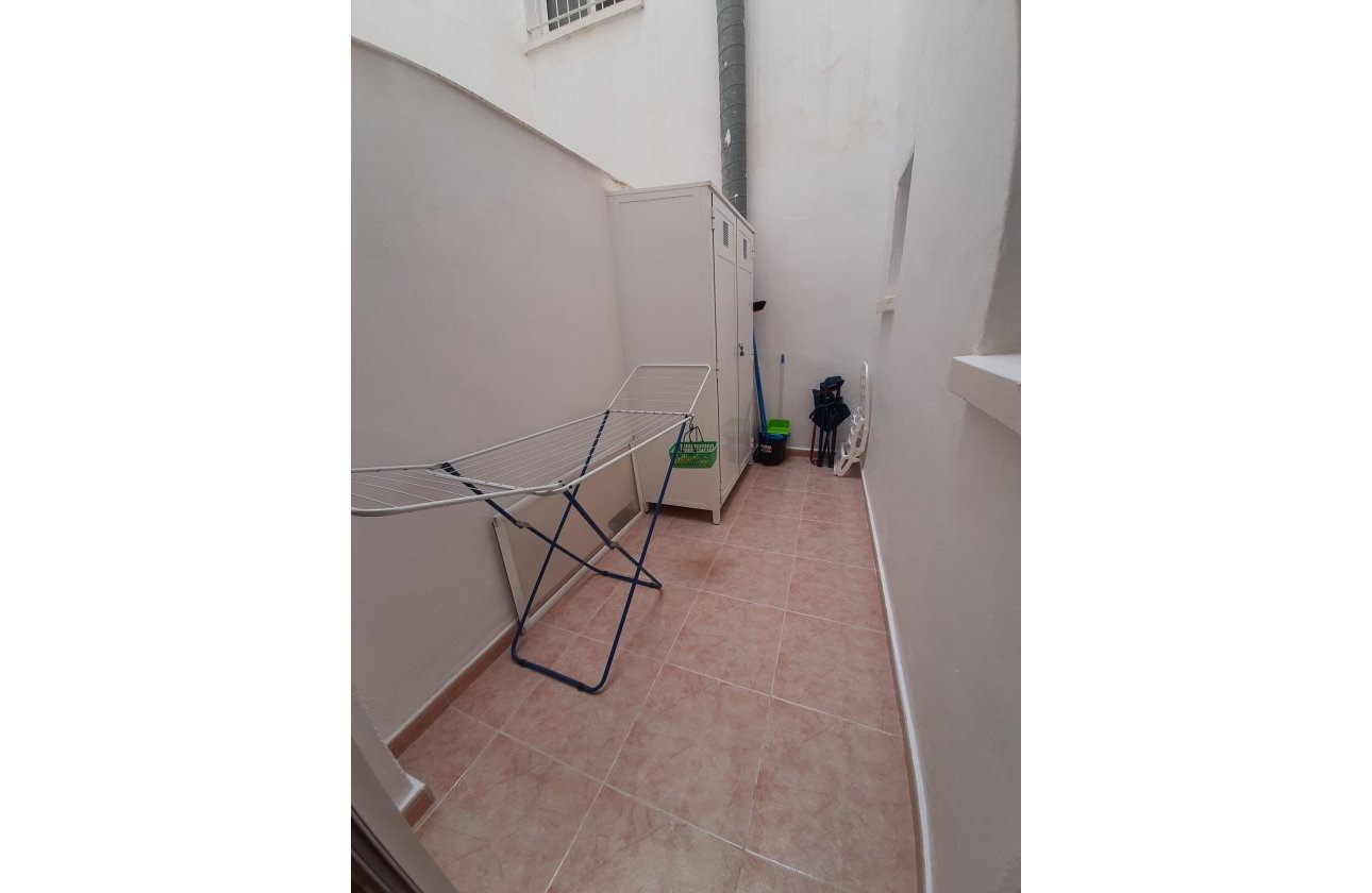 Herverkoop - Appartement -
Torrevieja - Costa Blanca