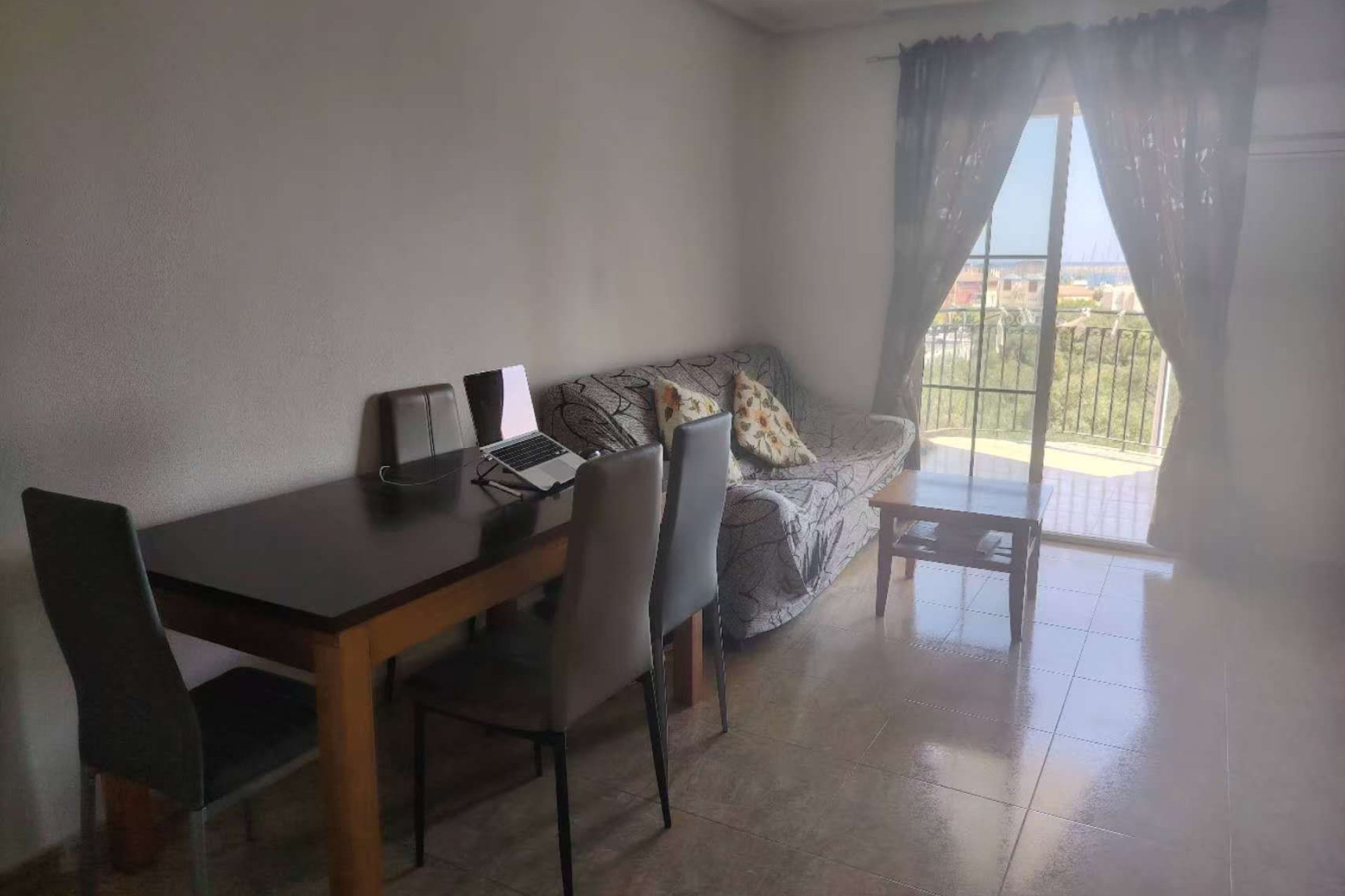 Herverkoop - Appartement -
Torrevieja - Costa Blanca