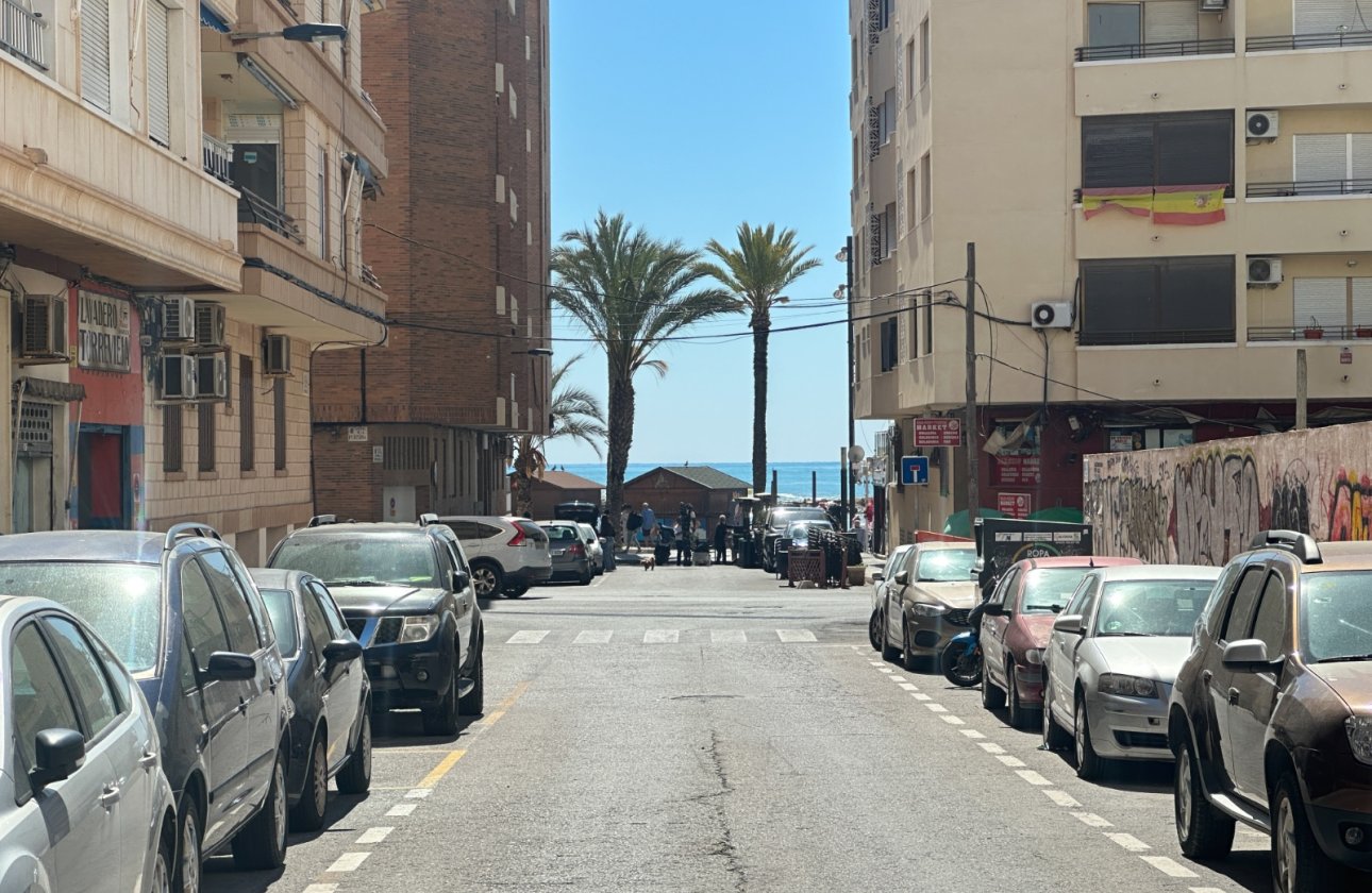 Herverkoop - Appartement -
Torrevieja - Costa Blanca