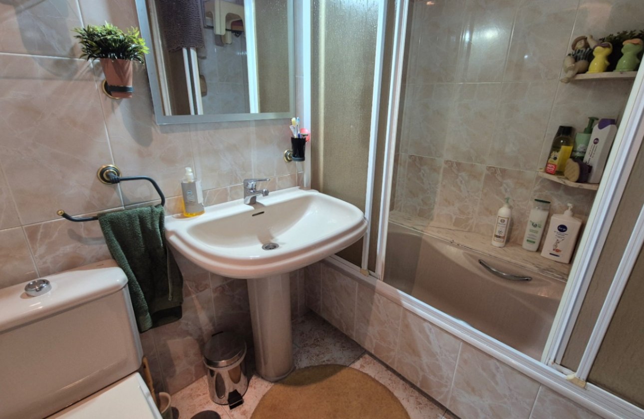 Herverkoop - Appartement -
Torrevieja - Costa Blanca