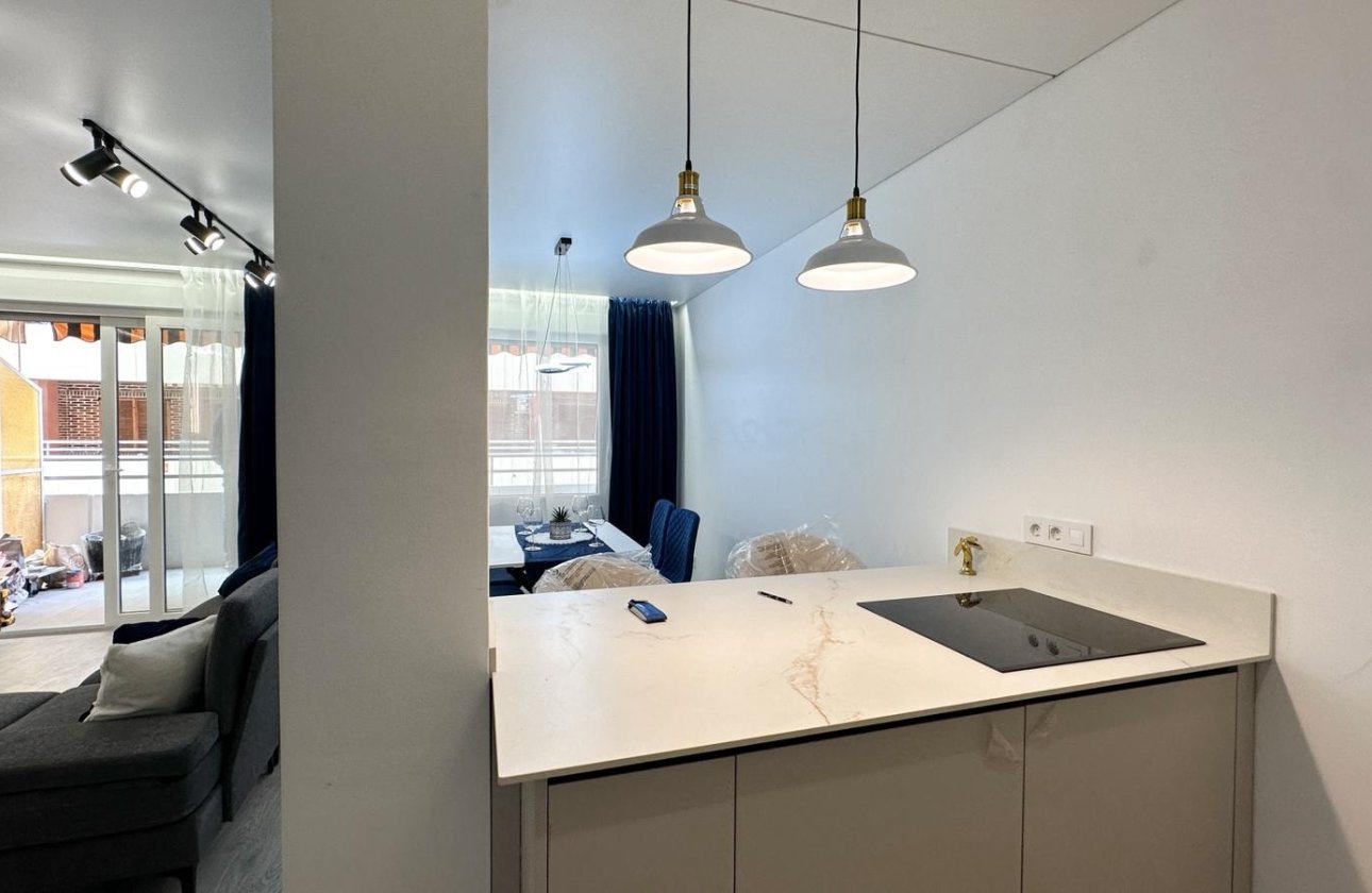 Herverkoop - Appartement -
Torrevieja - Costa Blanca