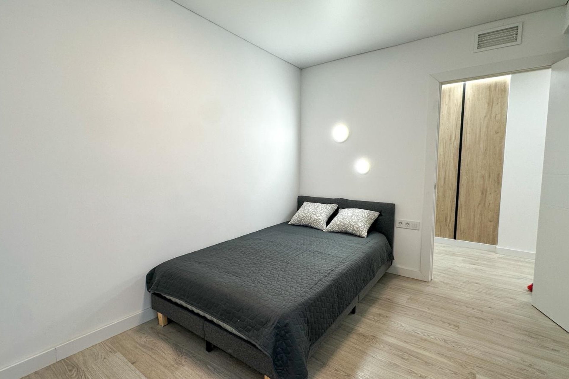 Herverkoop - Appartement -
Torrevieja - Costa Blanca