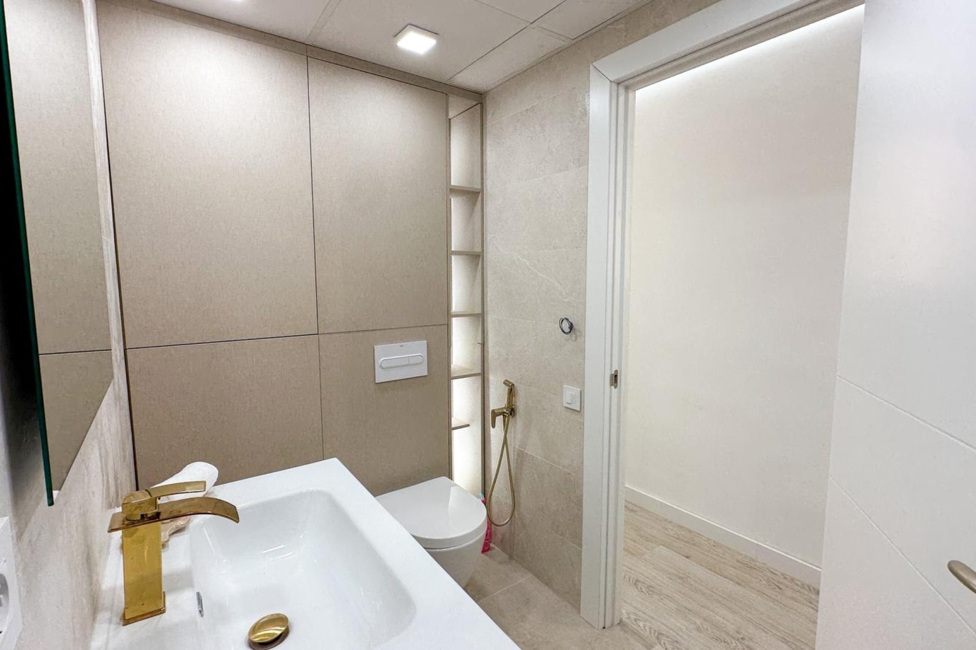 Herverkoop - Appartement -
Torrevieja - Costa Blanca