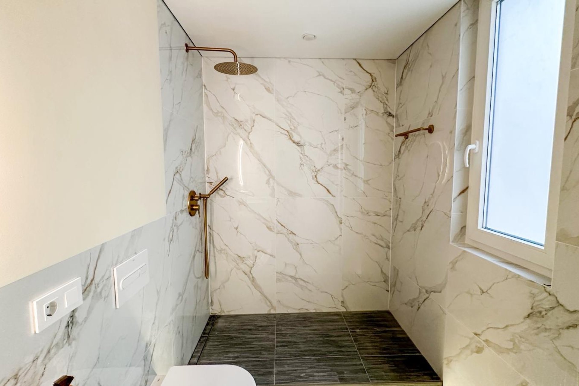 Herverkoop - Appartement -
Torrevieja - Costa Blanca