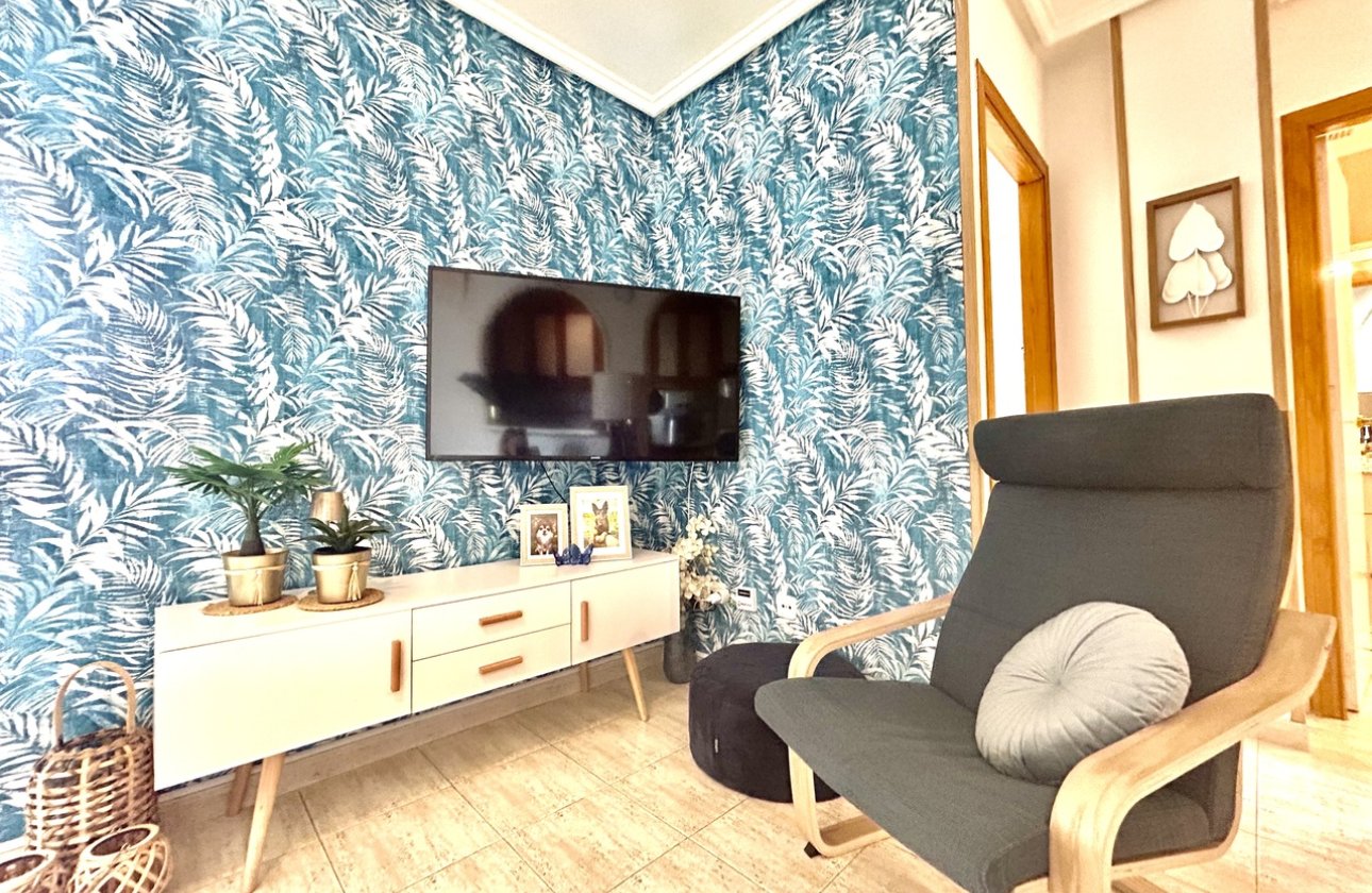 Herverkoop - Appartement -
Torrevieja - Costa Blanca