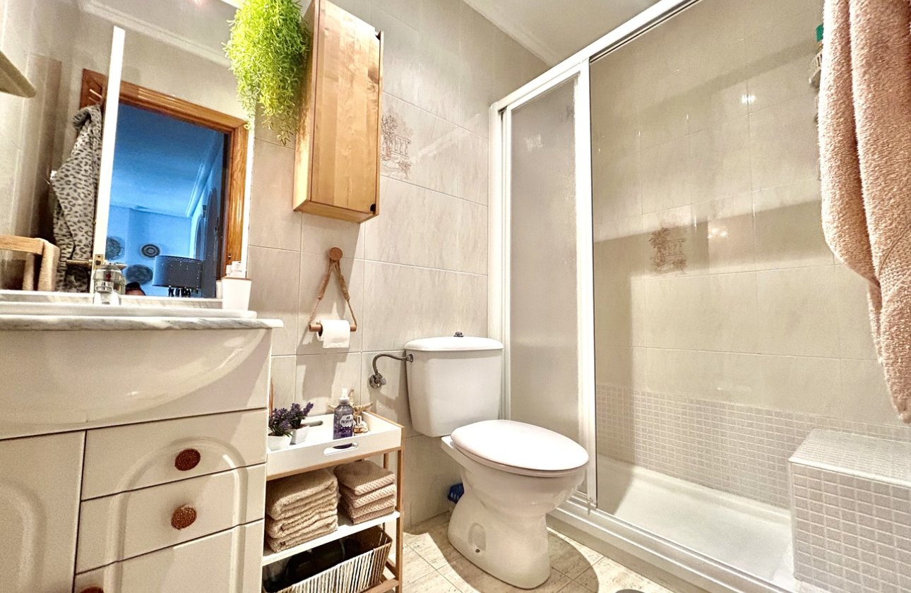 Herverkoop - Appartement -
Torrevieja - Costa Blanca