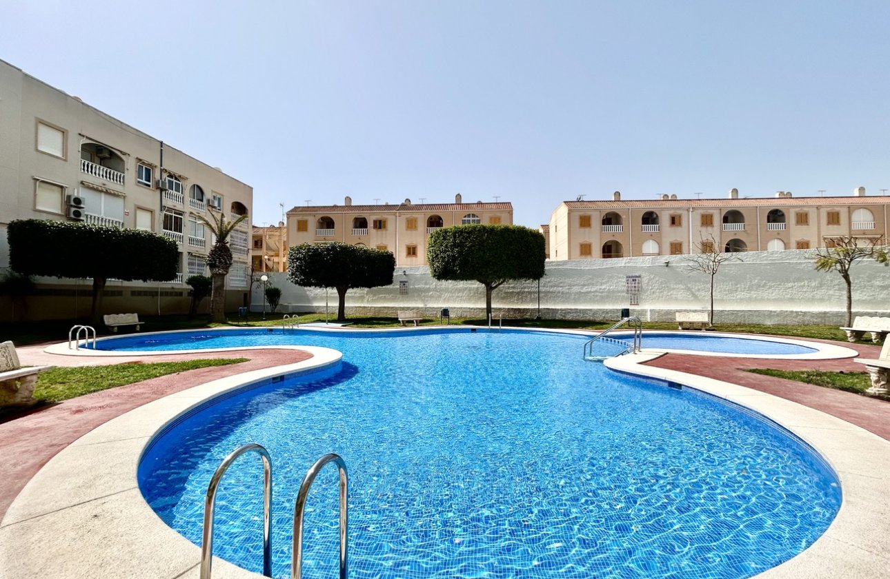 Herverkoop - Appartement -
Torrevieja - Costa Blanca